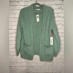 NWT Freshman Women's Soft‎ Green Cardigan